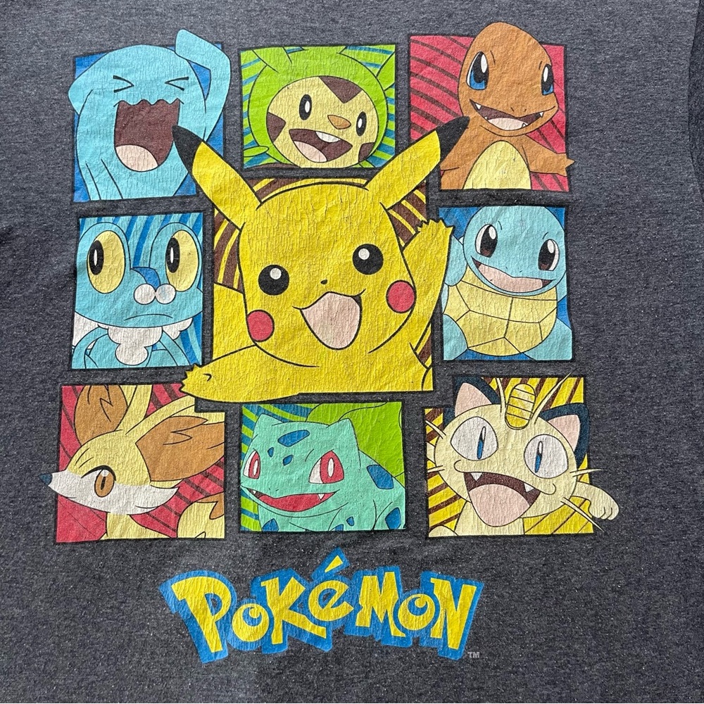 Pokémon Short Sleeve Tee Pikachu Charmander, Squirtle Bulbasaur Wobbuffet Medium